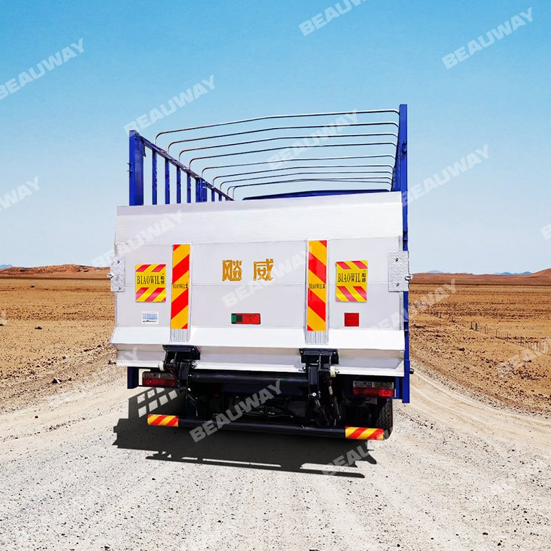 High Quality Adjustable Aluminum Loading Ramp for Tailgate 1.5tons Capacity