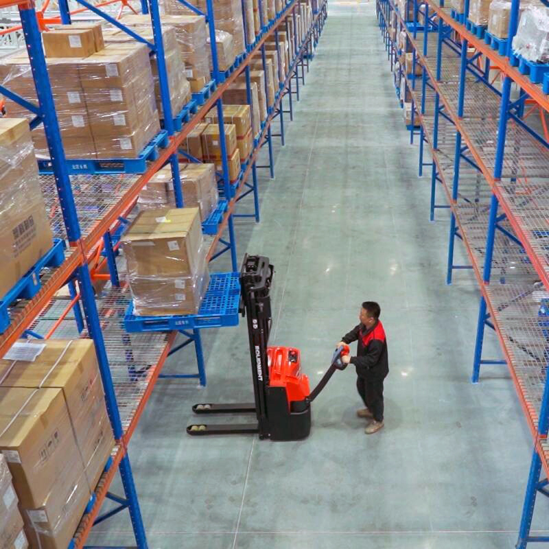 Versatile Manual Electric Forklift Reach Stacker for Heavy Lifting