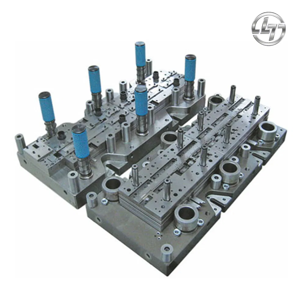 Multi Cavity Mould Auto Parts Plastic Mould Precision Automotive Connectors Mould