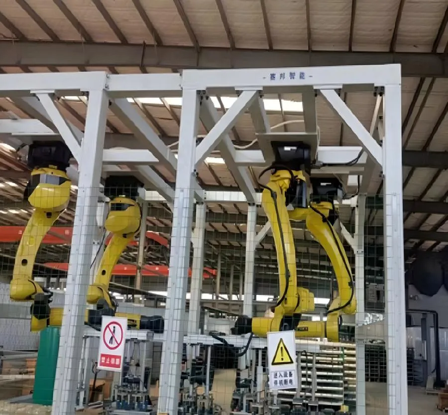 Palletizing Robot Line 1