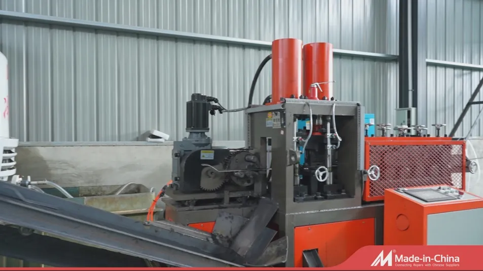 Flat Iron Bending and Clamping Machine