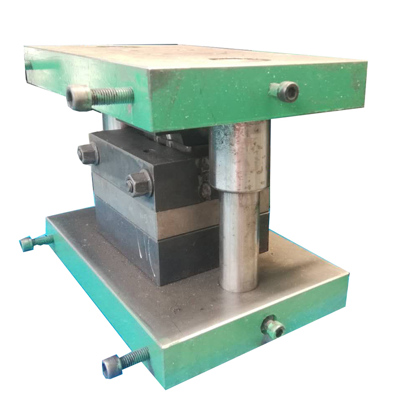 Stamping Die Auto Spare Parts Exterior / Interior Mold Aluminum Alloy Metal Customized Mouldings Vehicle Mould with Die Casting Iron