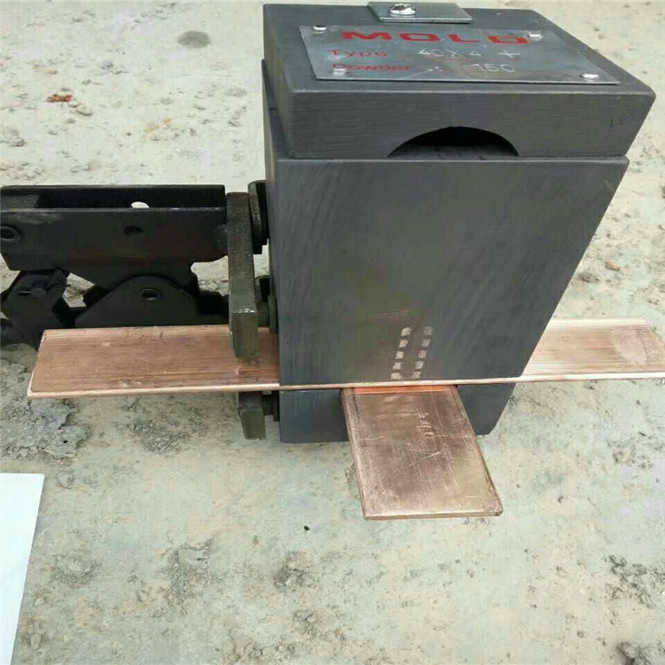 Precision-Engineered Graphite Mold for Optimal Joint Formation Welding