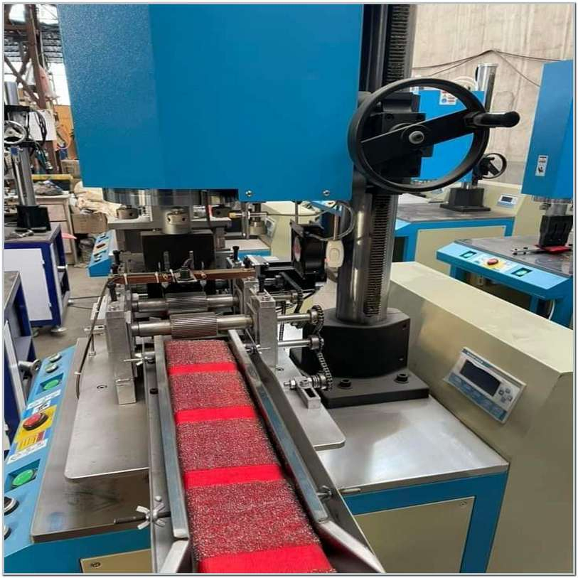 High Power Ultrasonic Welding and Cutting Machine for Kitchen Sponge Scourer Pad