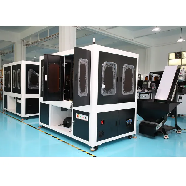 Machine with feeding device