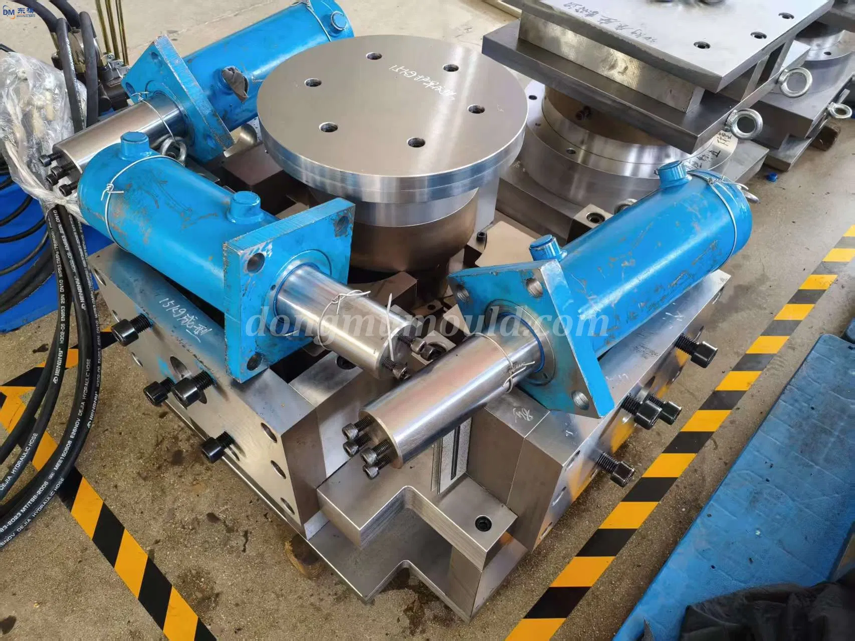 Precision Metal Stamping Dies for LPG Shields