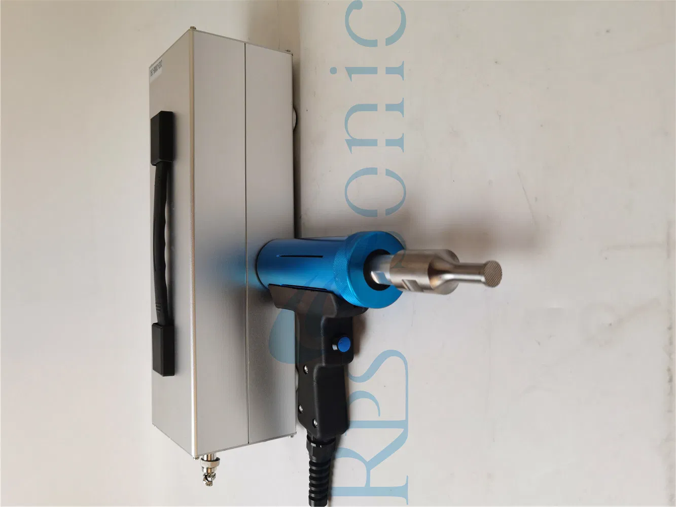 Small Digital 28kHz 500W Hand Spot Welder Portable Ultrasonic Welding Machine