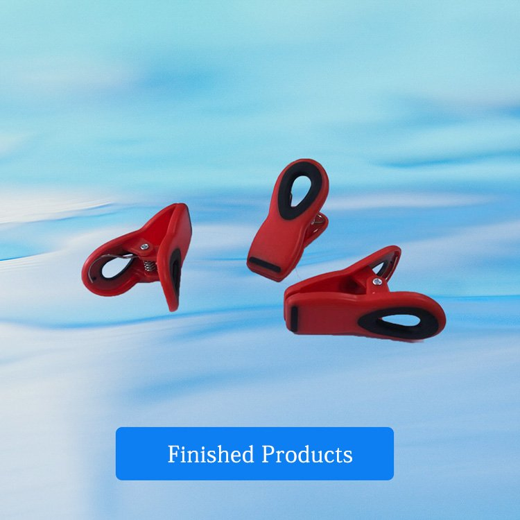 Design of Non-Standard Automated Mechanical Processing Equipment for Plastic Clip Assembly Machine