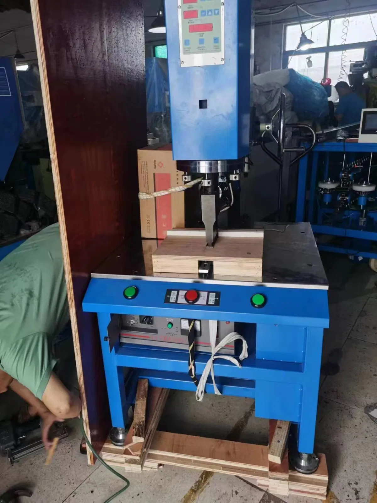 High Power Ultrasonic Welding and Cutting Machine for Kitchen Sponge Scourer Pad