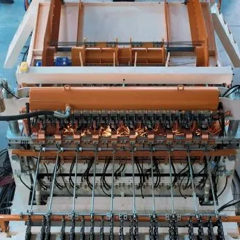 Anti-crack mesh detail