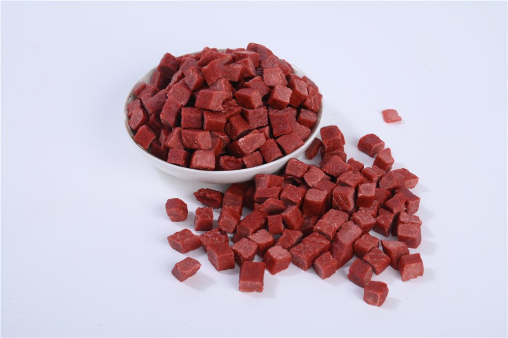 Chicken Flavor Freeze-Dried Dog Snacks: Premium Beef Strips Treats