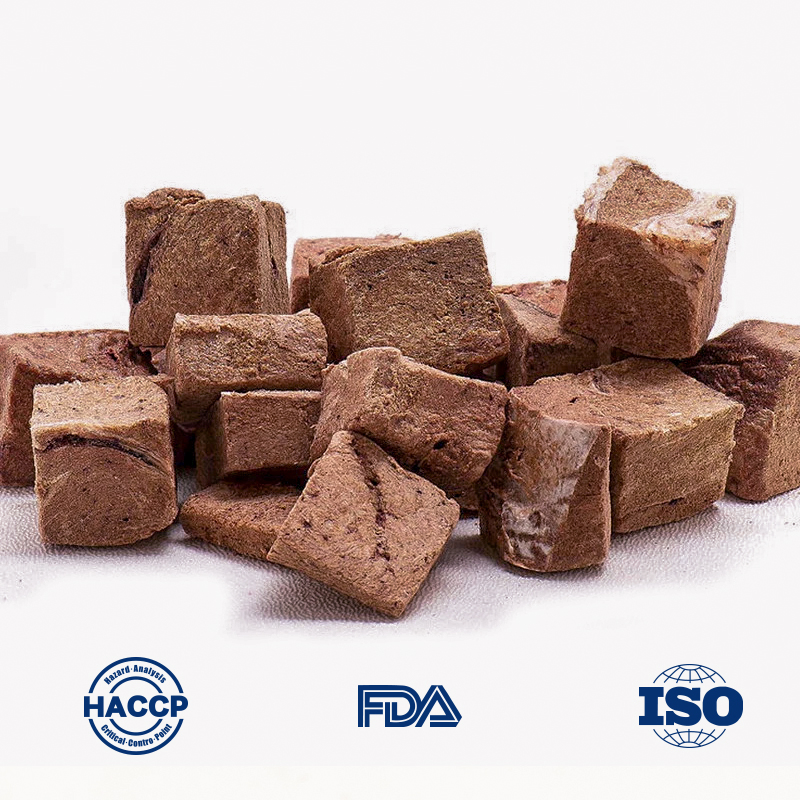 Premium Dehydrated Beef Cubes for Cats - Nutritious Treats