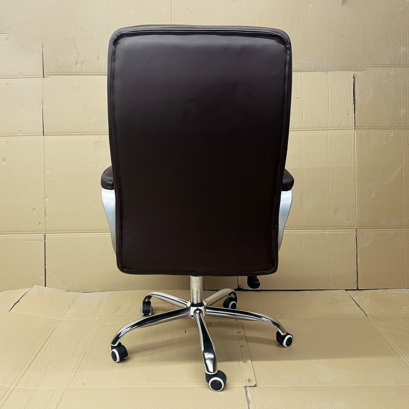 Commercial-Grade Executive Seating with Adjustable Height and Tilt Mechanism