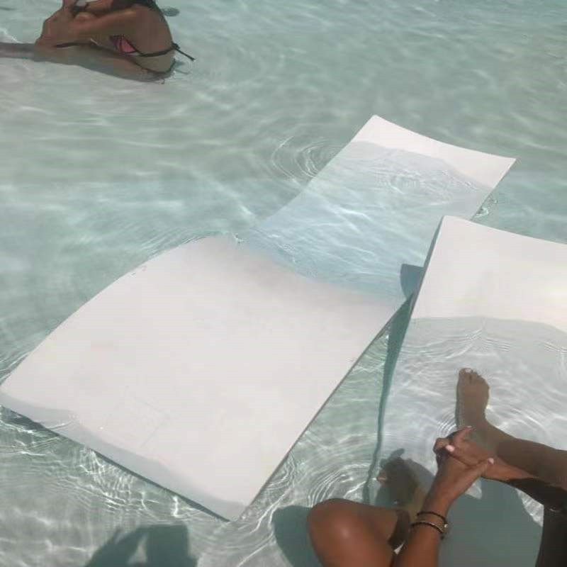 Modern Polypropylene Breathable Fiberglass Outdoor Beach Sun Loungers