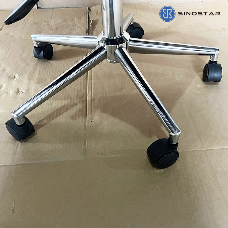 Executive Office Seating Solution Featuring Modern Design and Adjustable Swivel Mechanism