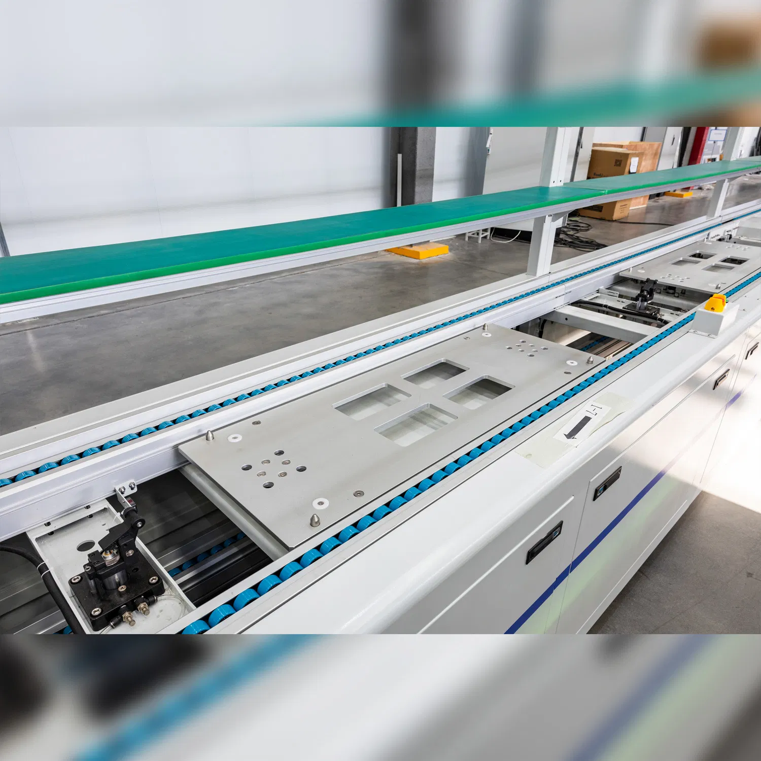 Automated LFP Prismatic Cell to Pack Assembly Line with 6kw Welding