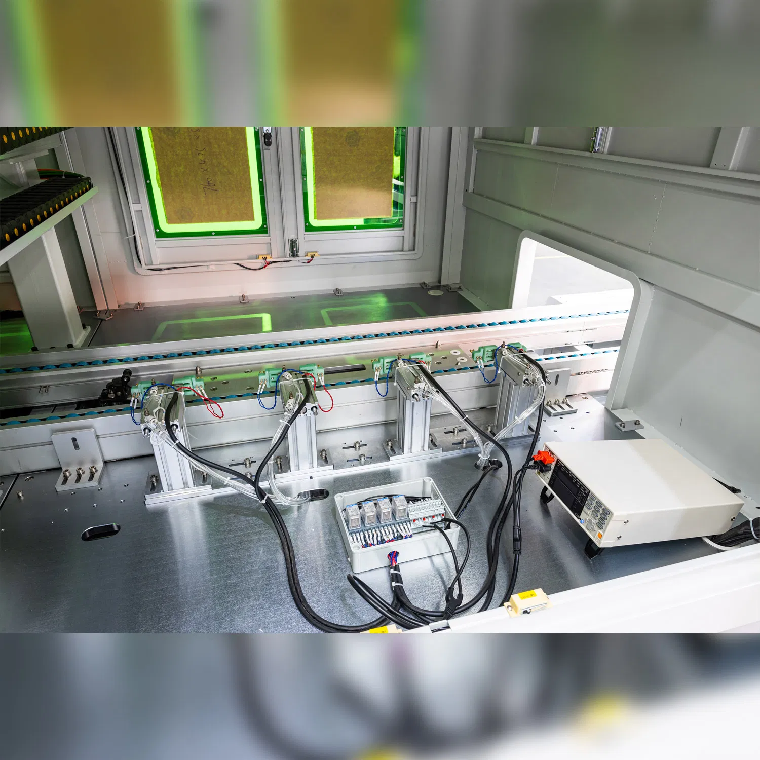 Automated LFP Prismatic Cell to Pack Assembly Line with 6kw Welding