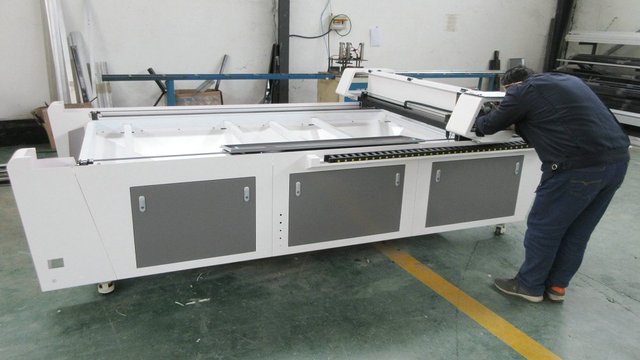 STYRL Laser optical component quality inspection and testing lab