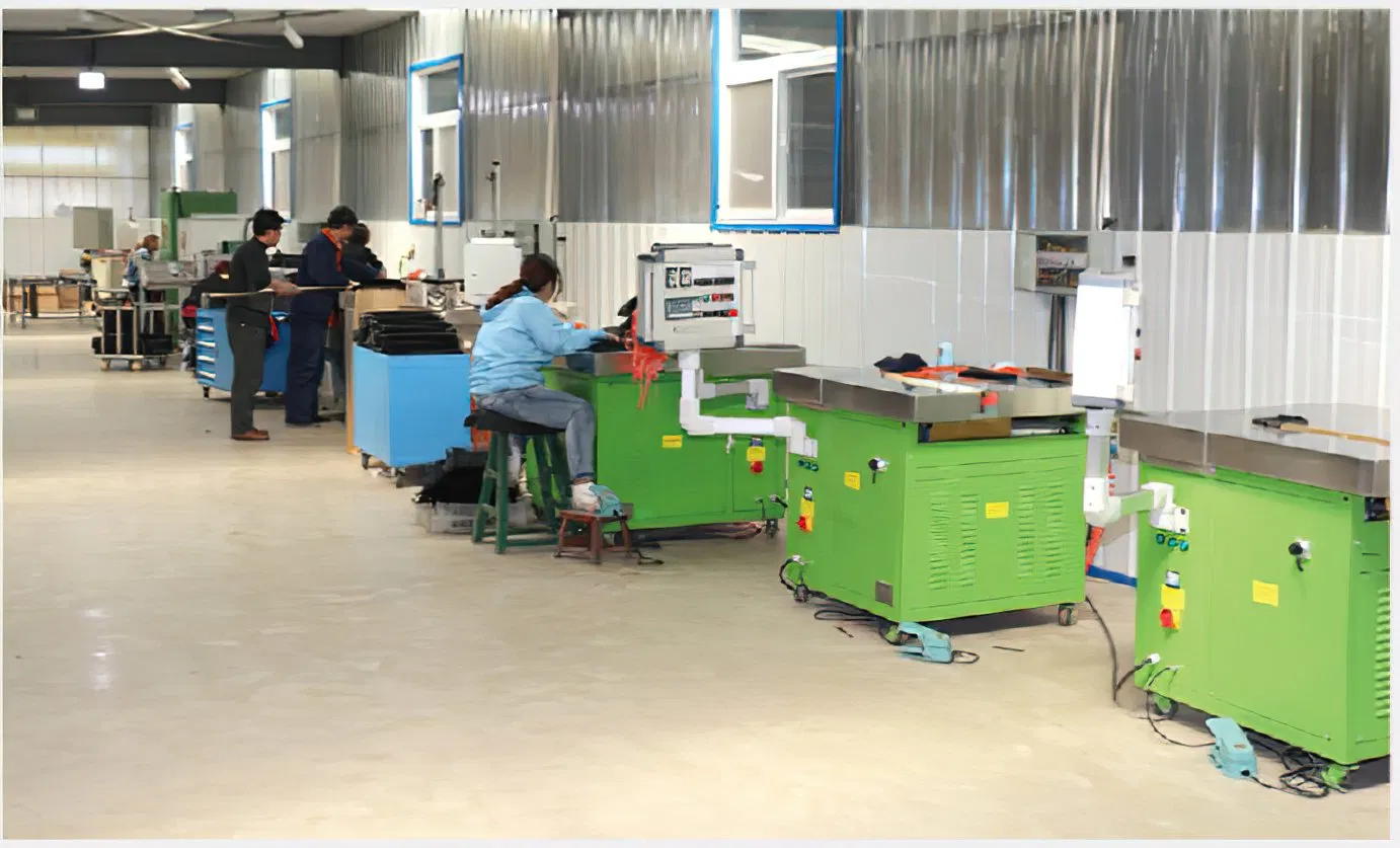 Automatic Cutting Fluid Filtration System with PLC Control for CNC Centers