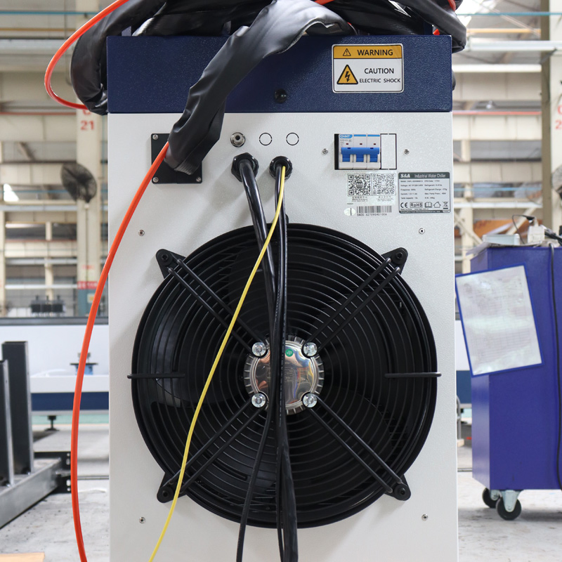 Fincm Water Cooling Handheld Fiber Laser Welding and Cutting Equipment for Metal