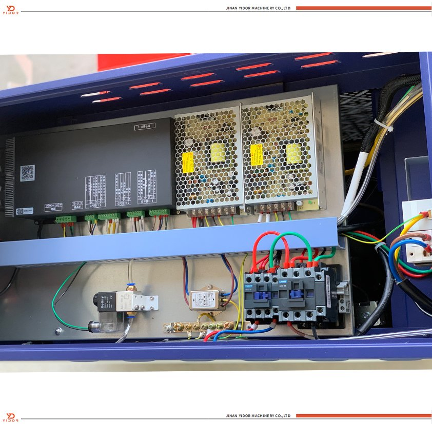 Handheld Fiber Laser Welding Cutting Cleaning Equipment Price for Sheet Metal Tube