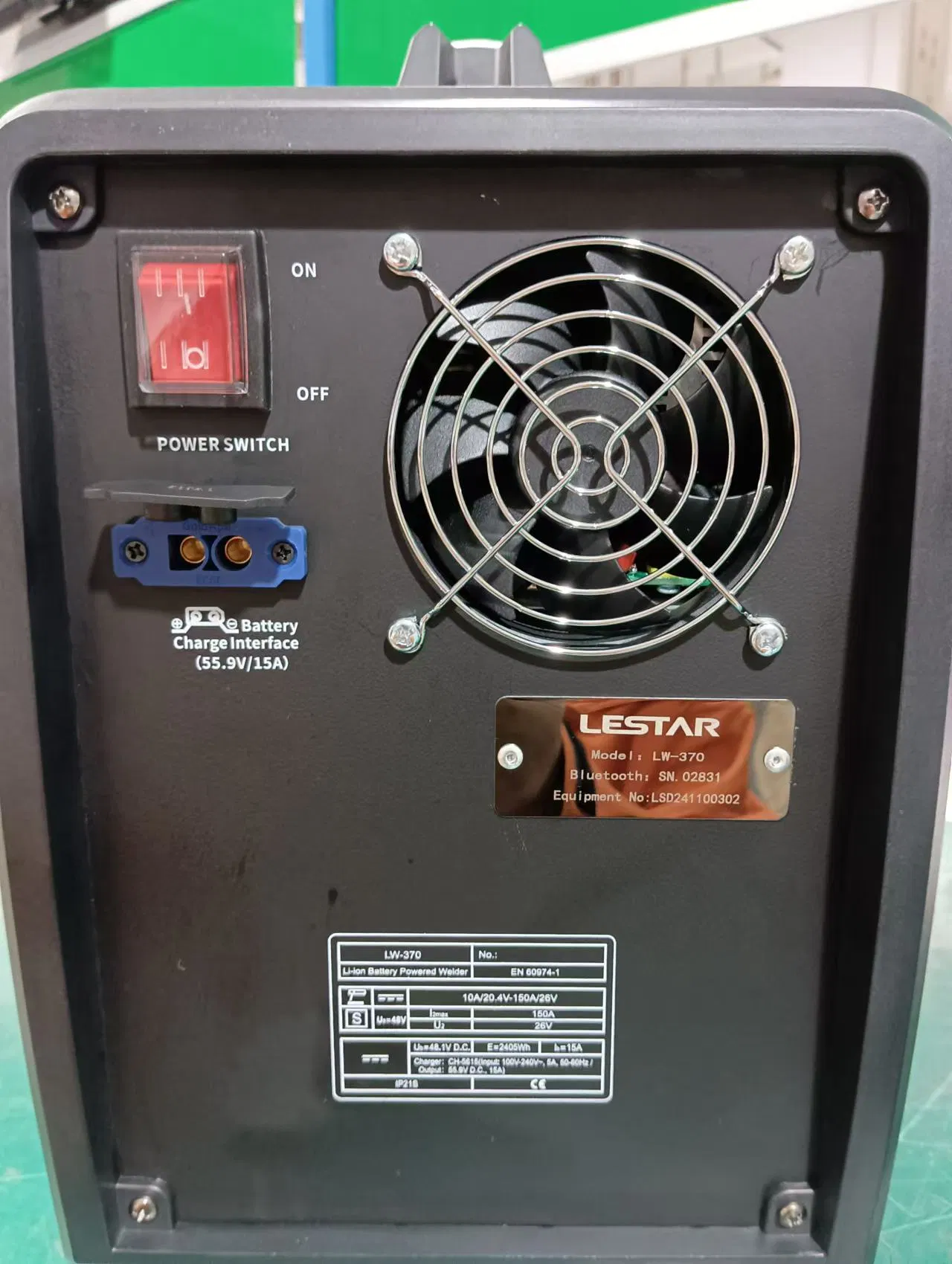 Output 3700W Lithium Battery Powered Welder Suitable Outdoor Construction Welding Mini Welding Machine