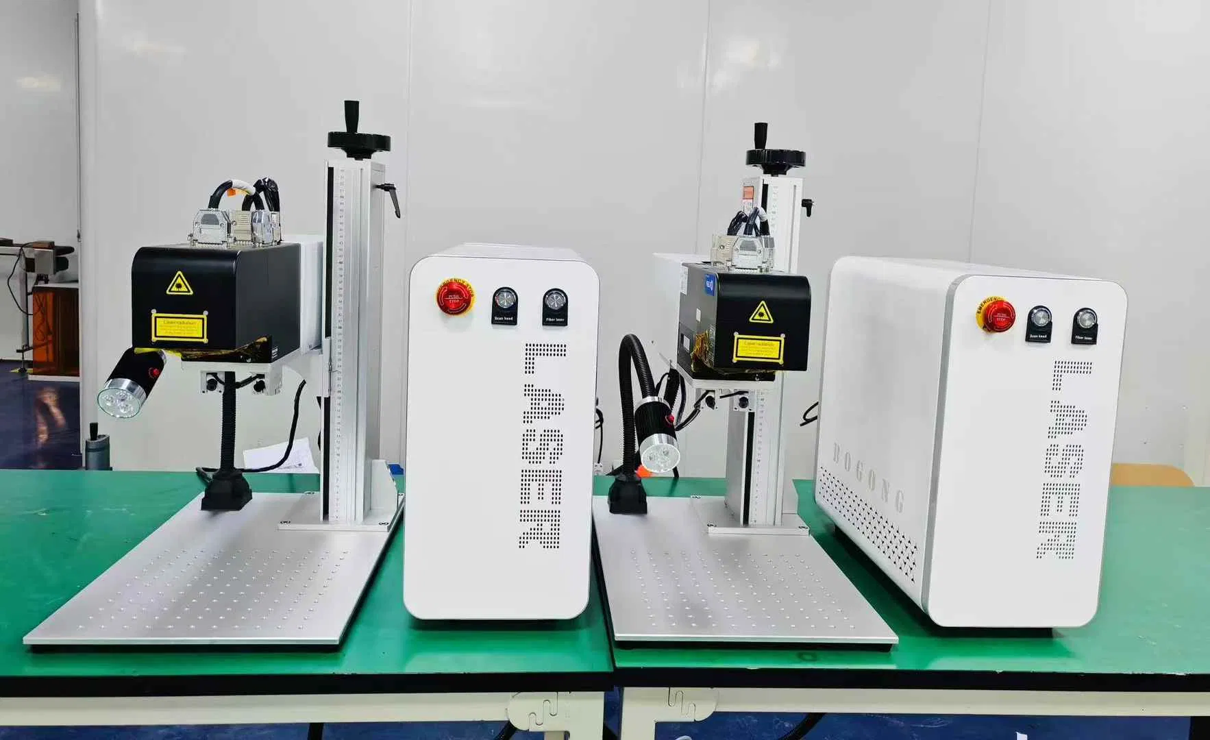 50W 60W 80W 100W Deep Engraving Mopa Color Ipg Metal Steel 3D Fiber Laser Marking Machine