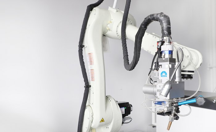 High-Efficiency Laser Welding System for Industrial Automation