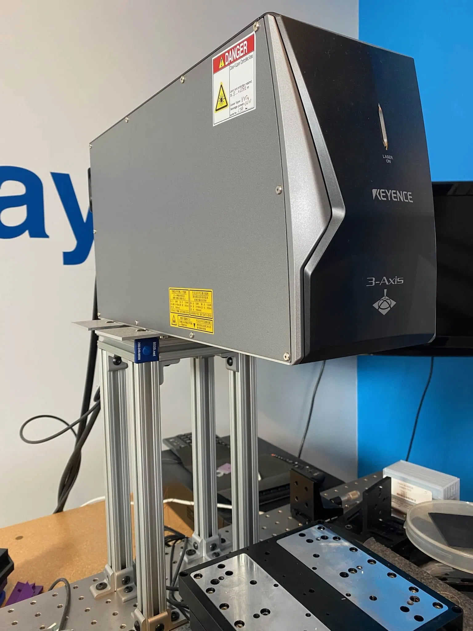 High-Precision Keyence Hybrid Laser Engraving System for Professionals