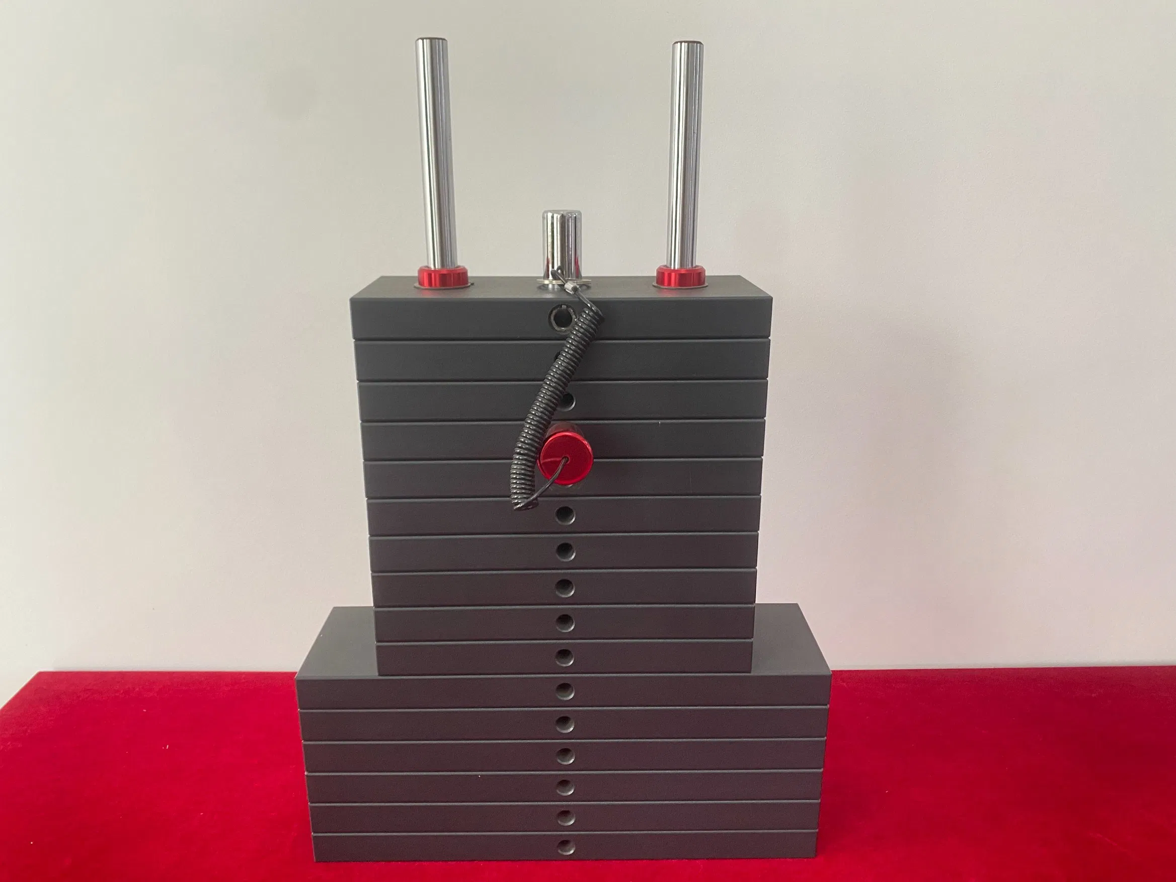 Selectorized Weight Stack System with Steel Guide Rods for Smooth Operation