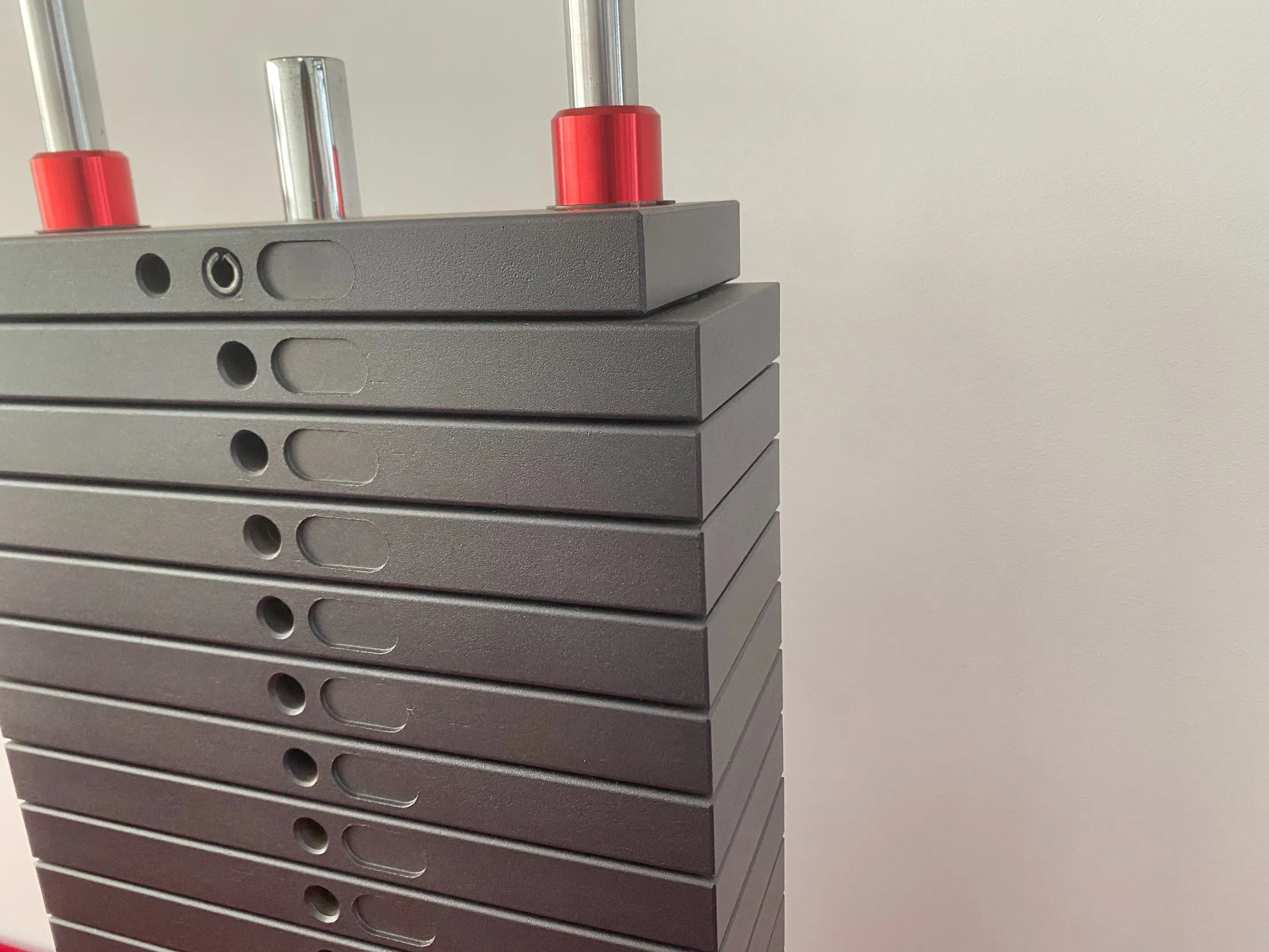 Selectorized Training System with Smooth Operation for Fitness Studios