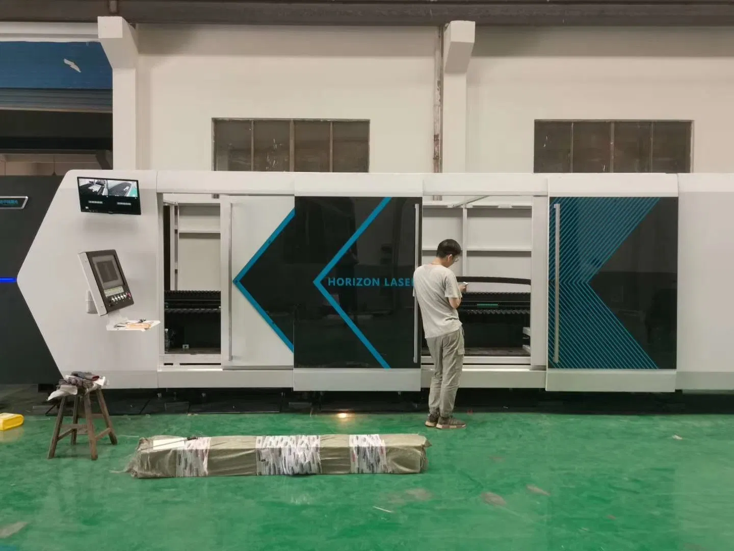 High-Precision CNC Laser Cutter for Industrial Metal Plates