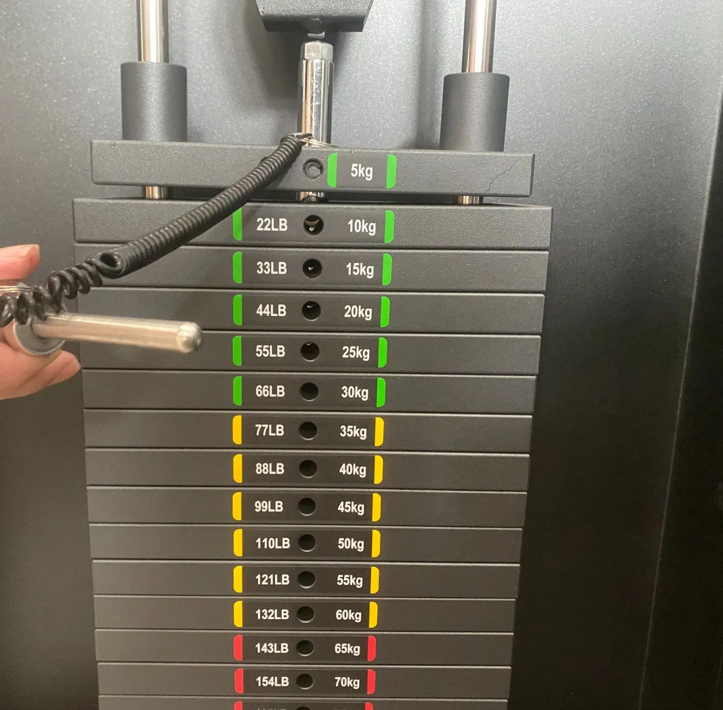 Selectorized Training System with Smooth Operation for Fitness Studios