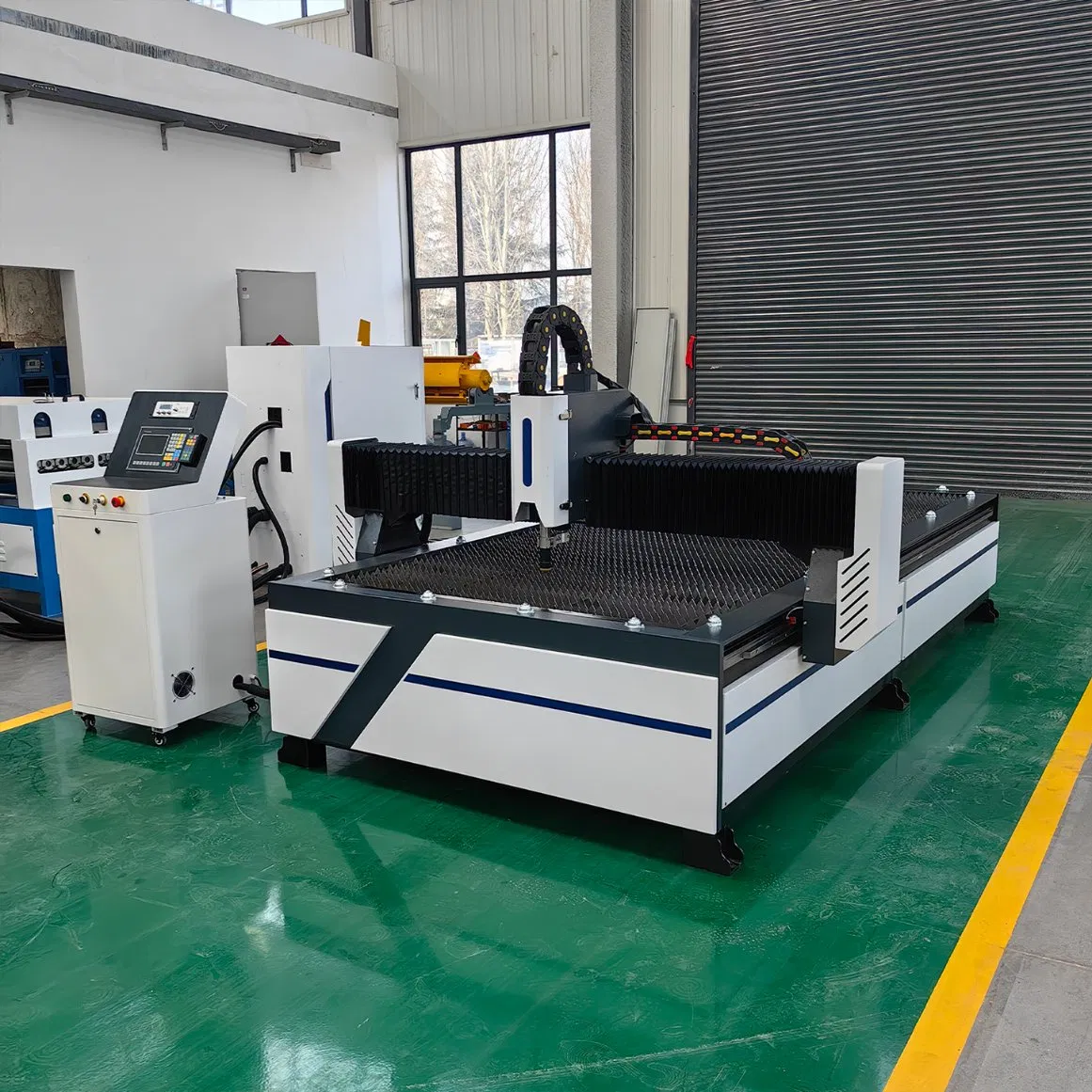 Precision Cutting Machine CNC Plasma Cutter for Complex Shape Plate 63A-300A Aluminum Cutter Machine with CE High Accuracy Fast Cutting for Thin Metal