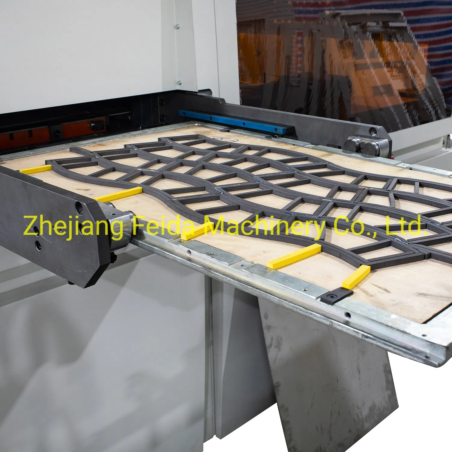 Laser Anti-False Film and Solar Film Die Cutting Machine