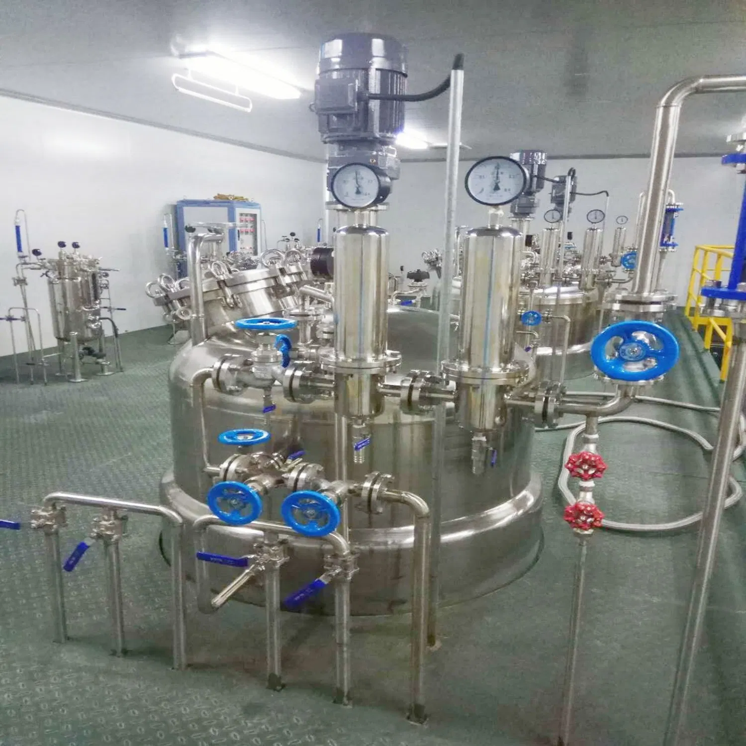 Industrial Automatic Fermenter System with Sterile Design