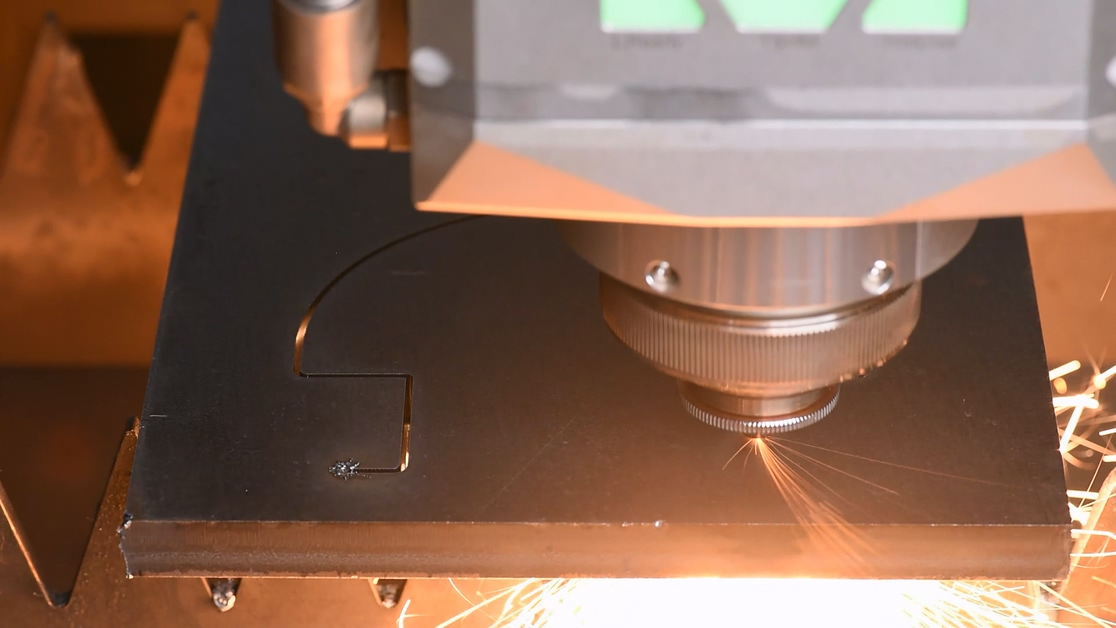 Industrial Power Industrial Advanced High Power CNC High Precision Laser Cutter for Plate and Tube for Retail