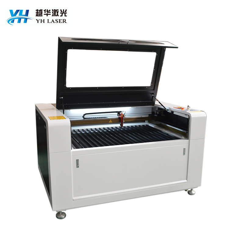 1490 100W Laser Cutting with Awc Control System