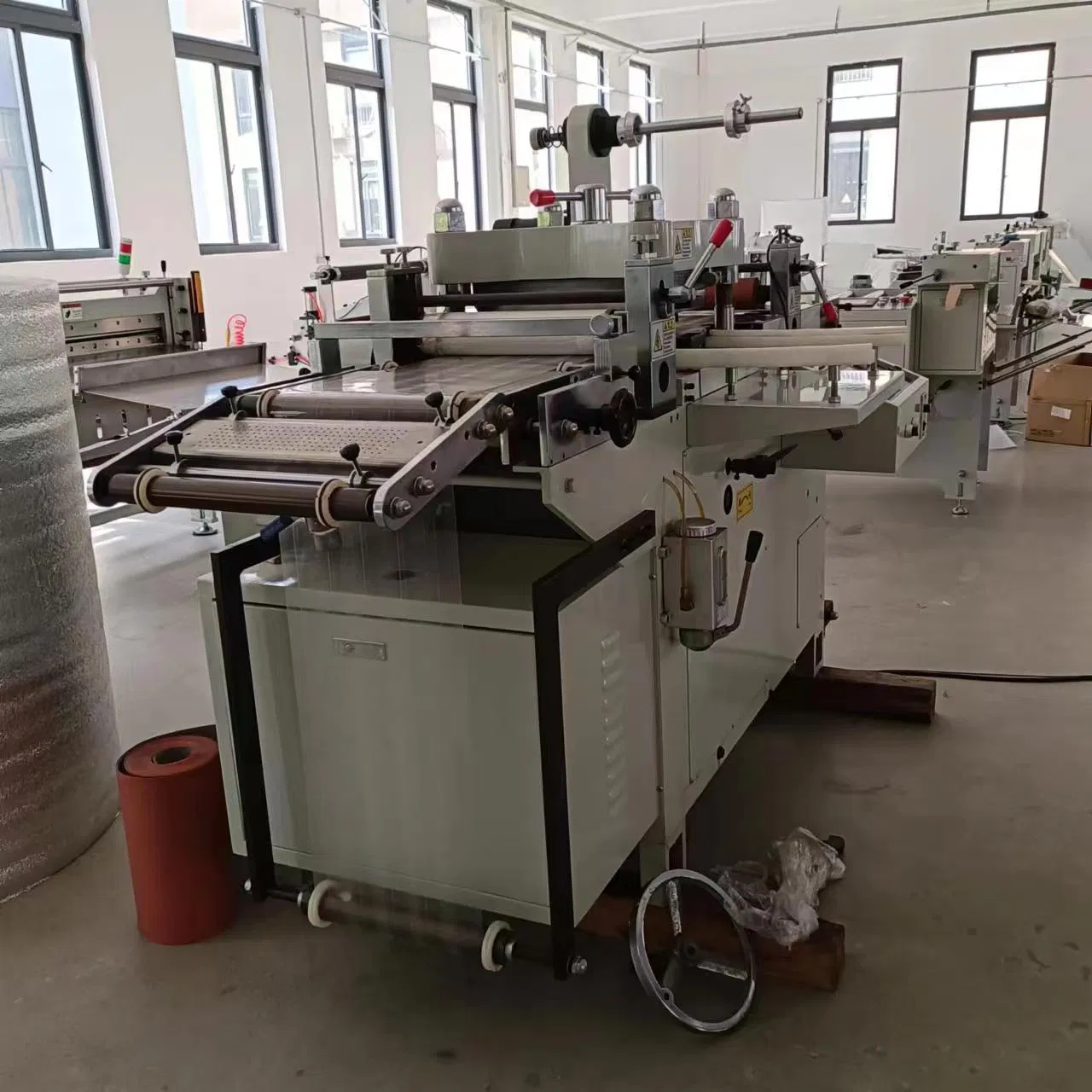 Film Screen Protector Die Cutting Machine Also for Foam (DP-320B)