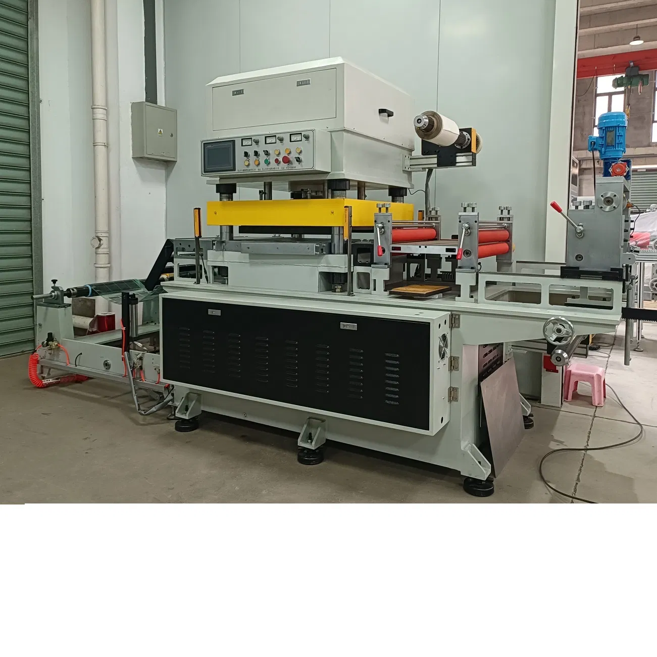 Plastic Roll Cutting Machine Rubber Die Cutting Machine