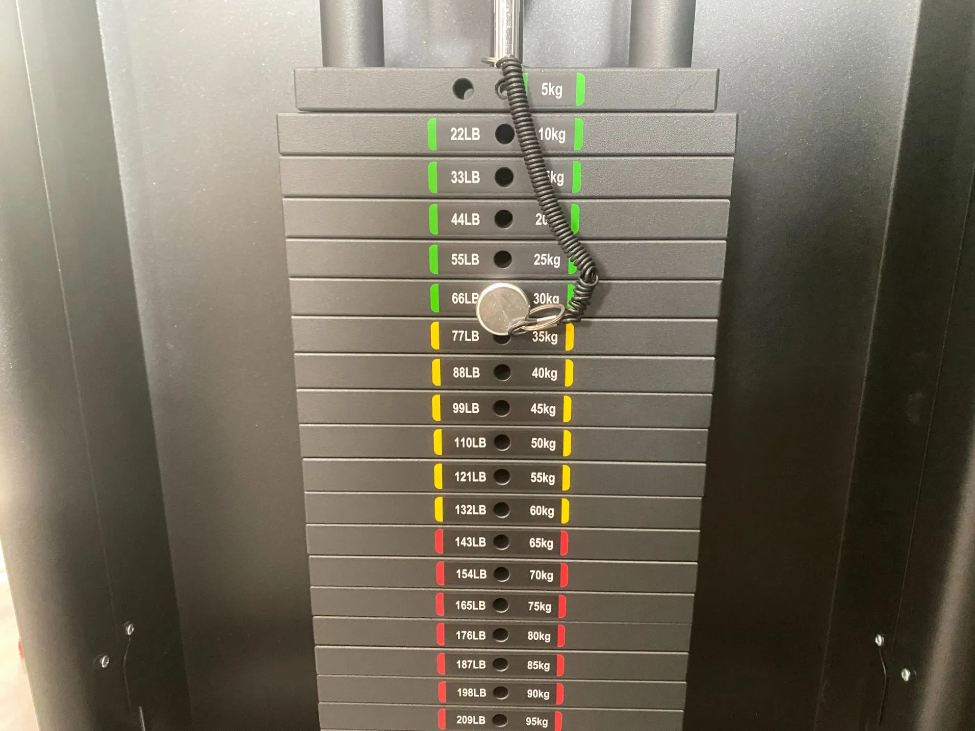 Selectorized Weight Stack System with Steel Guide Rods for Smooth Operation