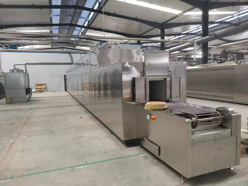 New Steam Heating PLC Microwave Drying Equipment for Silicon Carbide Ceramics Drying