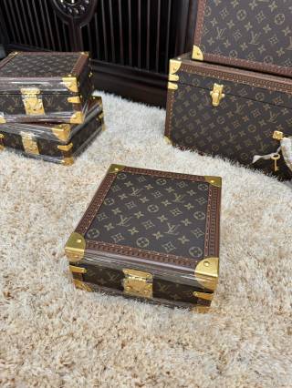 High-Quality LV Style Monogram 2-Tier Jewelry Box, Pink Velvet Lined Hard Case Storage Trunk Supplier, Products