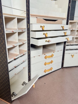 High-Quality Classic Monogram Malle Vaisellier Trunk Cabinet Supplier, Factory