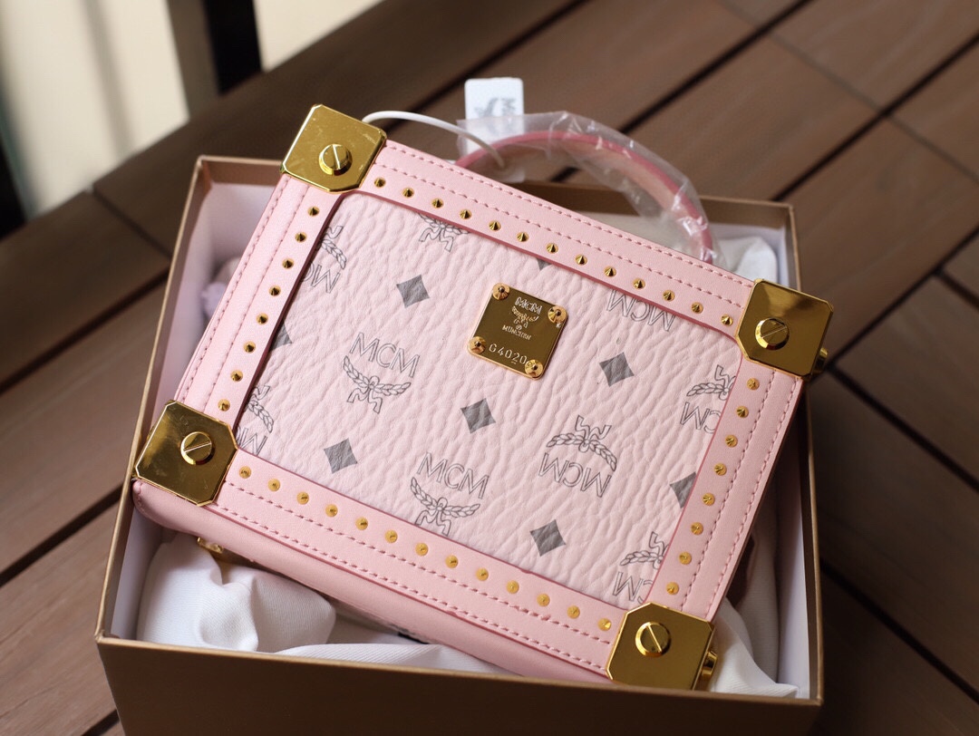 Best MC Original single-item Berlin Visetos crossbody bag PINK Suppliers, Exporters