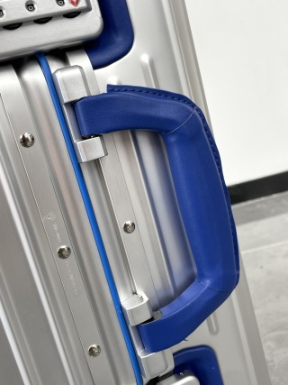 High-Quality RIMOWA Original Twist Rosé Style Aluminum Carry-On Luggage Supplier, Products