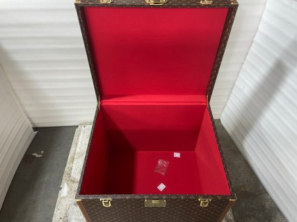 Wholesale M4700FCJ  LV-Style Monogram Square Storage Trunk | Vintage Hard Trunk Coffee Table Exporter, Exporters