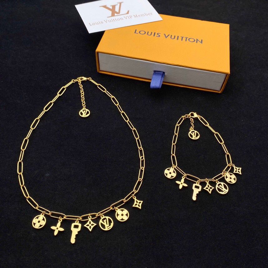 High-Quality LV Louis Vuitton necklace Roman holiday bracelet high-end custom original 18K gold-plated craftsmanship counter version Supplier, Exporters
