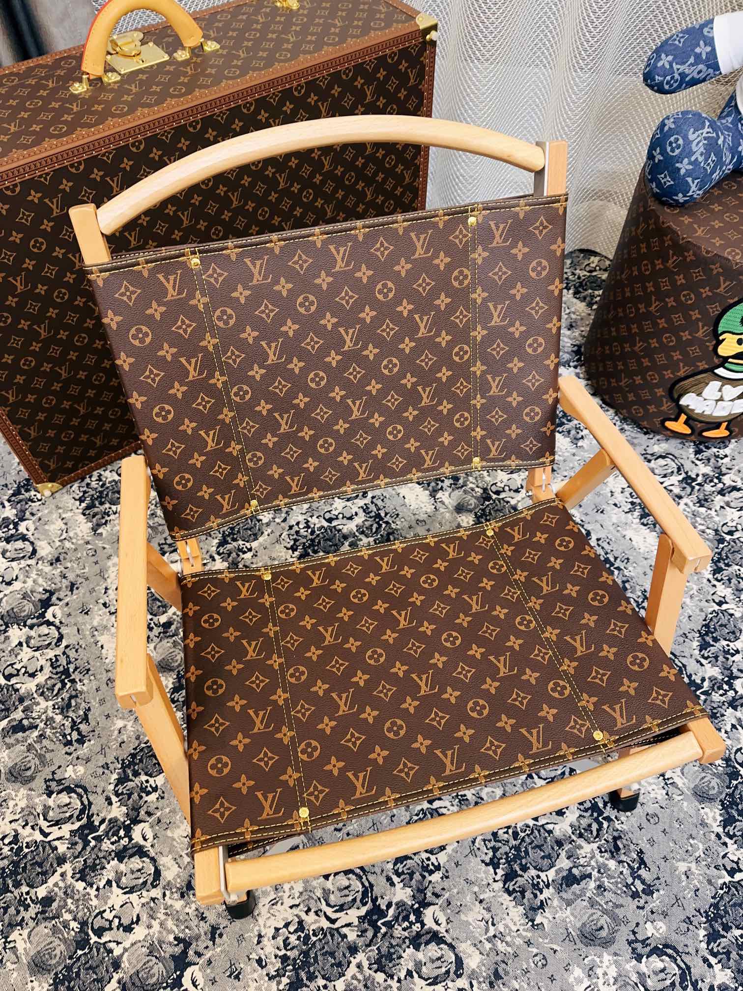 High-Quality Louis Vuitton Beach Folding Chair Exporter, Products