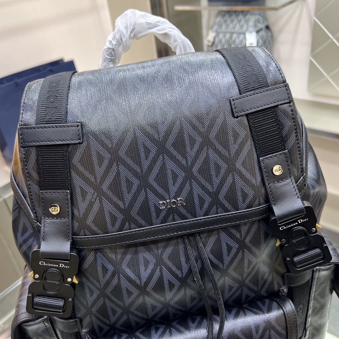 High-Quality New! Dior (Dior D2440) backpack ~  Product, Service